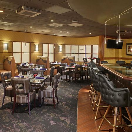 Doubletree By Hilton Akron Феърлоун Екстериор снимка
