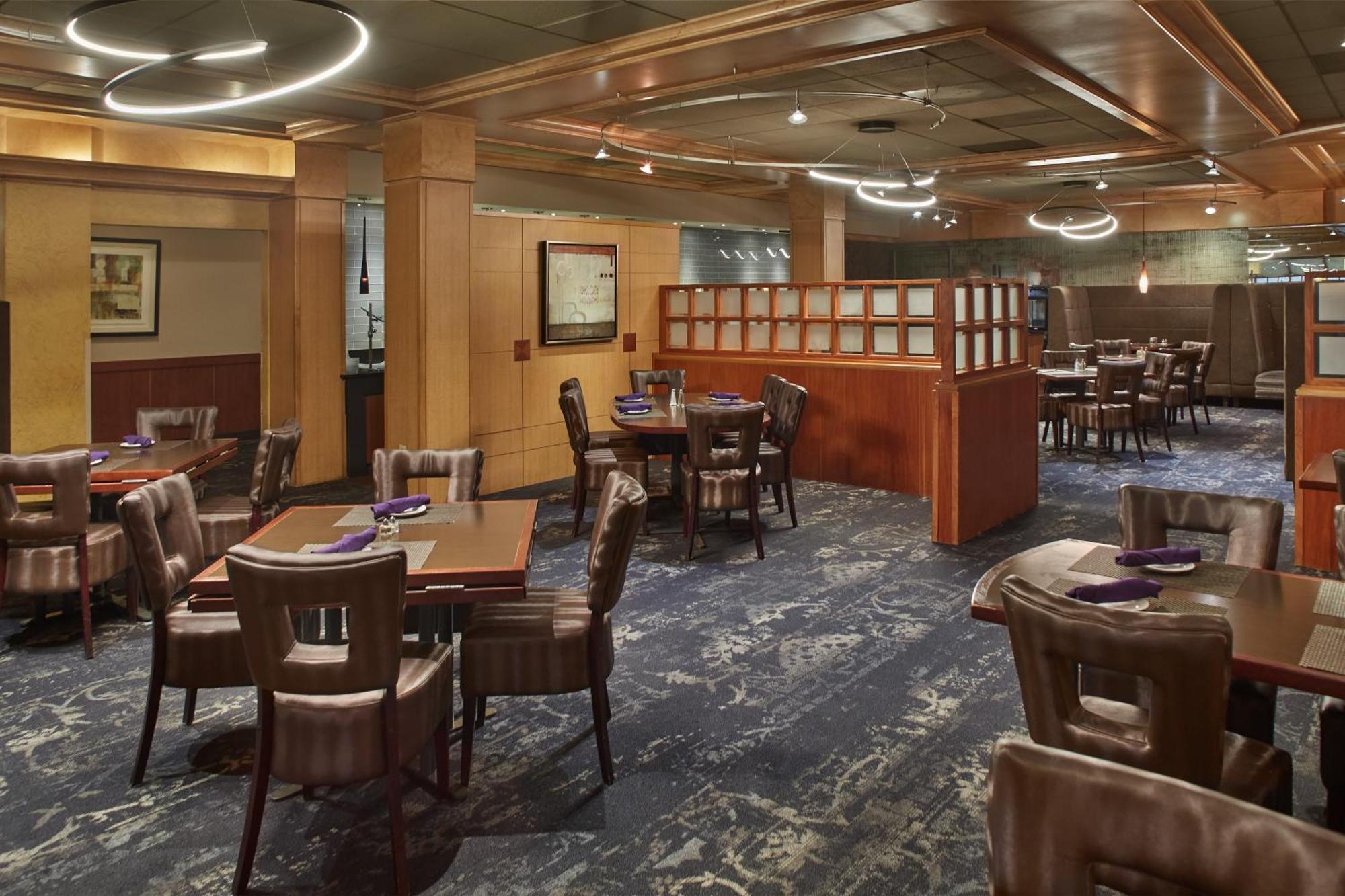 Doubletree By Hilton Akron Феърлоун Екстериор снимка