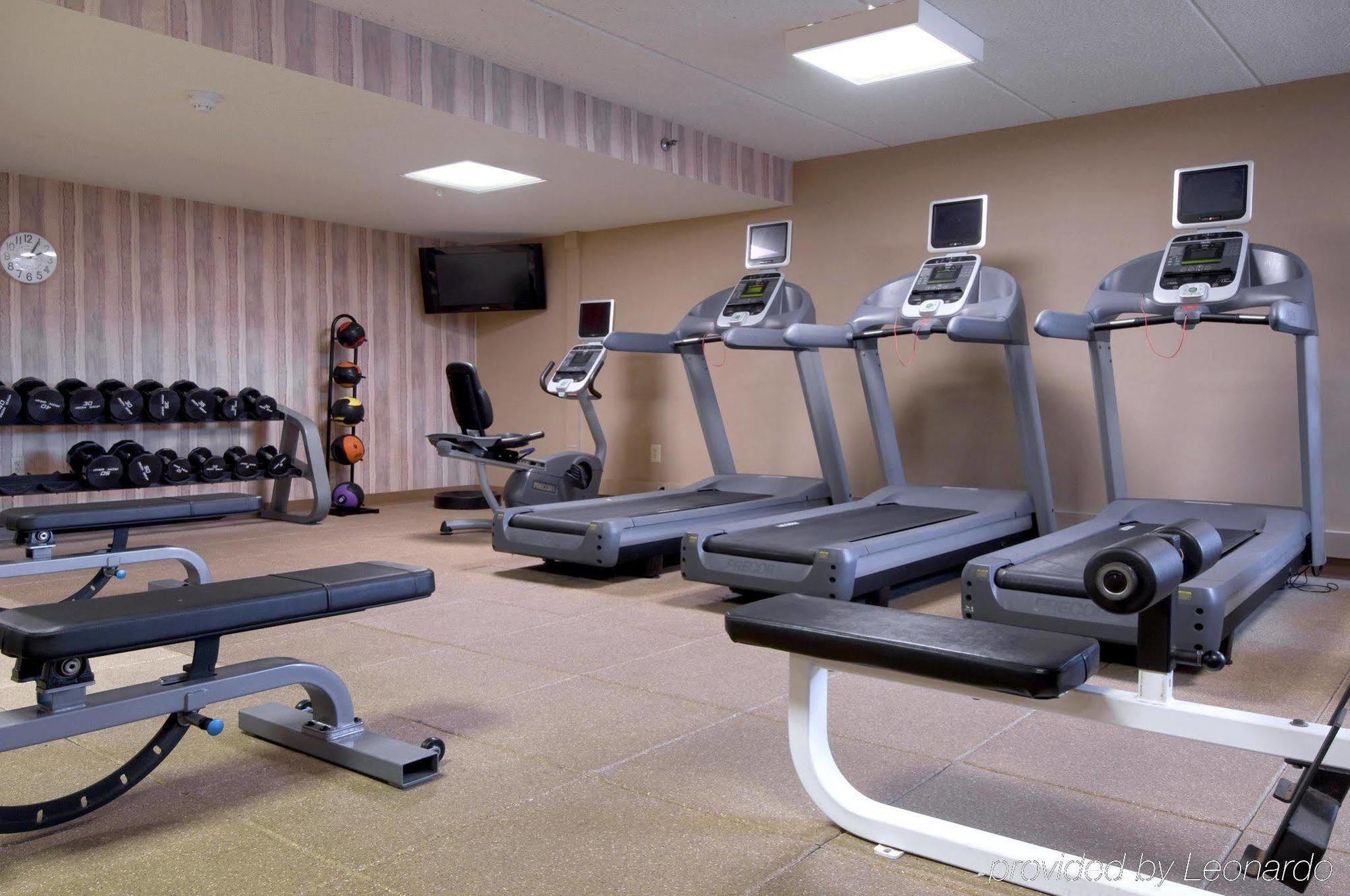 Doubletree By Hilton Akron Феърлоун Съоръжения снимка